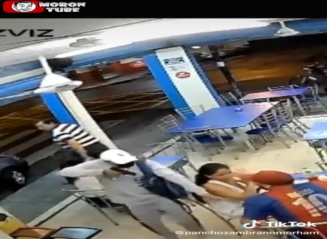 Video :This man's actions when confronted with a thief are excellent!